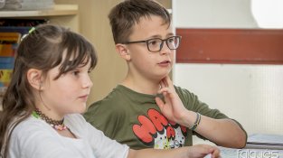 Els alumnes del Peñuelas també fan les seves demandes a les candidates