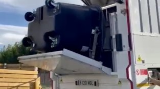 L'Ajuntament de la Jonquera ha estrenat un vehicle nou. Voleu saber per què serveix?