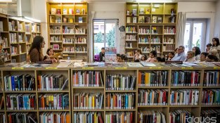 La presentació va omplir la biblioteca Carles Bosch de la Trinxeria de gom a gom