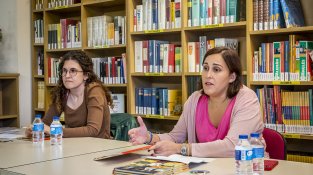 La presentació va omplir la biblioteca Carles Bosch de la Trinxeria de gom a gom