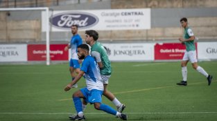 L'empat de la UE La Jonquera contra el CE Farners, en imatges