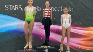 Vuit podis per les patinadores de la Jonquera al primer open de la temporada