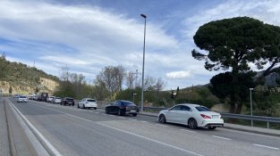 Fins a 4 quilòmetres de cua per arribar a la Jonquera per l'AP-7 en sentit nord