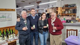 Una de les imatges que ens ha deixat el 2n Campionat de Botifarra de la Jonquera