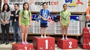 Algunes de les imatges que va deixar la jornada de lliga de natació celebrada a Roses