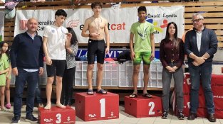 Algunes de les imatges que va deixar la jornada de lliga de natació celebrada a Roses