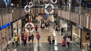 El GranJonquera atrau milers de visites a diari al llarg de l'estiu