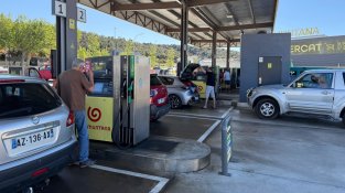 Les visites de vehicles francesos a l'àrea de servei Tramuntana han pujat un 22%