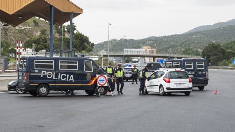 controls AP7 CNP policia espanyola la jonquera