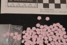 Detingut un home amb 100 pastilles d'èxtasi amagades en una ronyonera