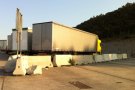 Prop de 300 “newjerseys” s’han convertit en un element identificatori de la Jonquera