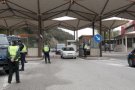 La policia fa 10 detencions i denega l'entrada a 18 persones a la frontera