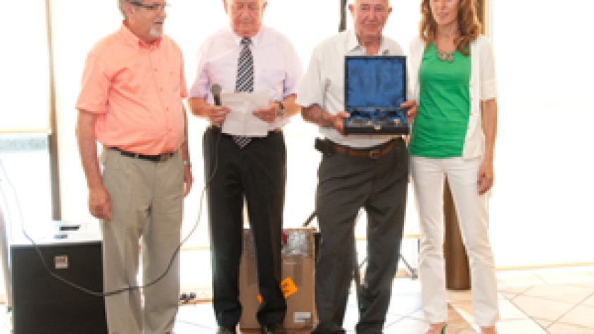 Entrega de les plaques commemoratives