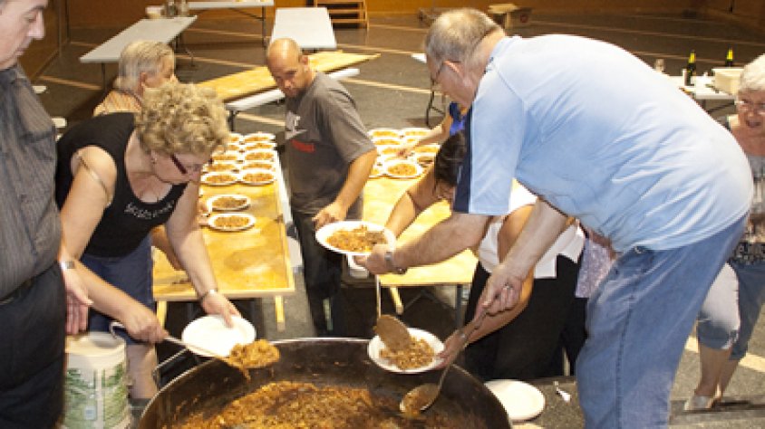 Sopar popular de la Societat La Unió Jonquerenca del juliol de 2011