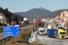 Demanen que els camions circulin per l’AP7 fins a la Jonquera