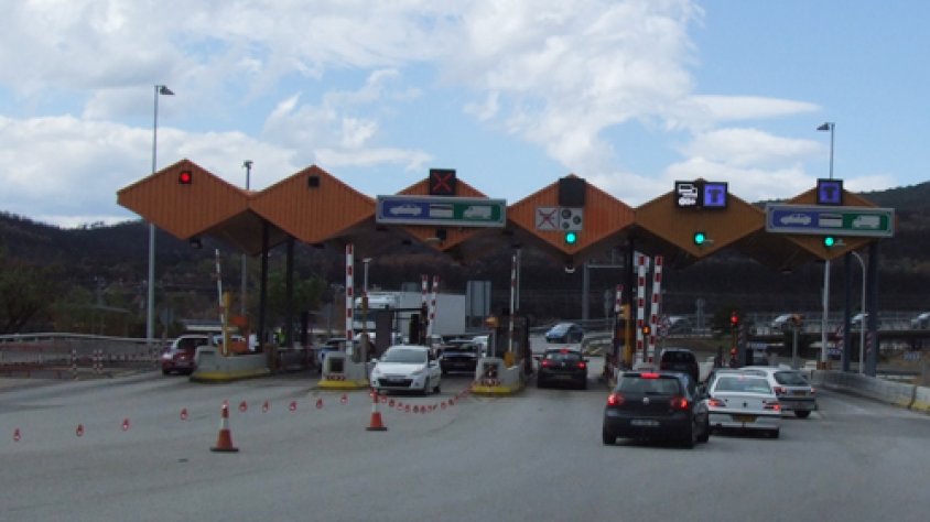 Peatge de l'AP7 a la zona de la duana de la Jonquera