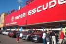 Detinguda per furt a l'Hipermercat Escudero