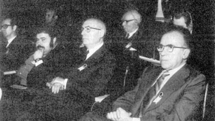 Santiago Carrillo, a la imatge reproduïda pel setmanari HoraNova