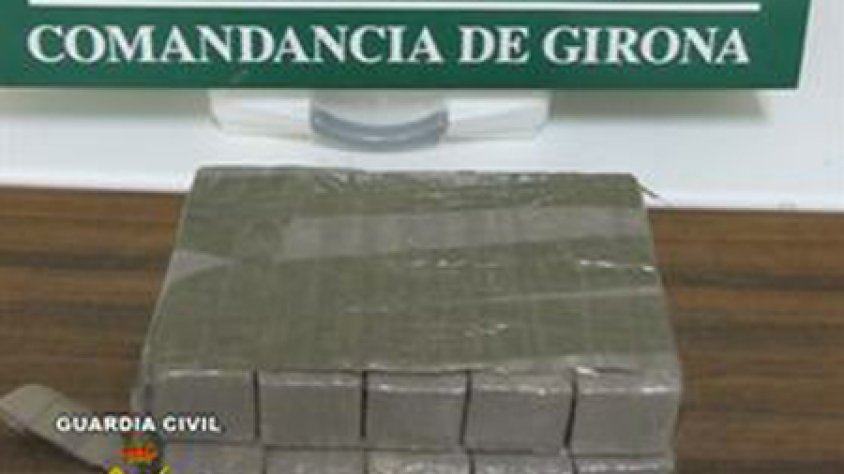Paquets d'haixix intervinguts per la Guàrdia Civil