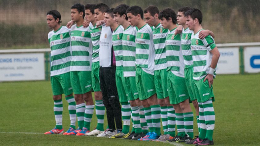Equip juvenil del Futbol Base UE la Jonquera