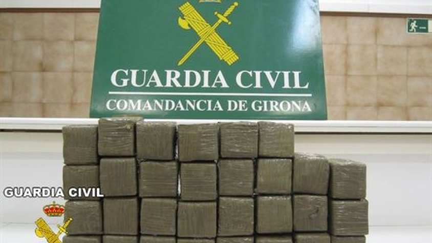 Els 30 quilos de Haixix anaven en una maleta