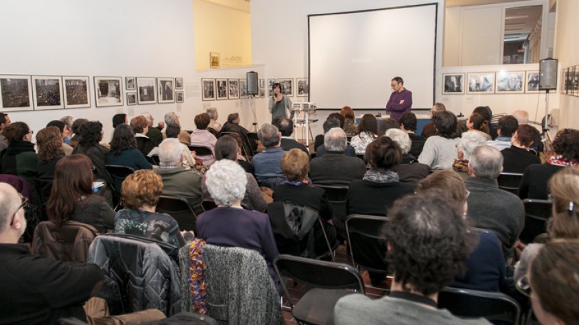 Assistència massiva al passi del documental “Conxita Badia no existeix” al MUME, el 27 de gener.