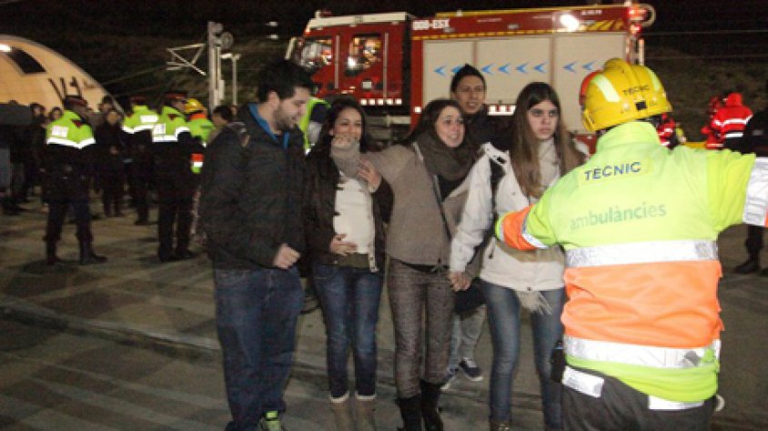Un moment del simulacre al túnel del TAV al Portús