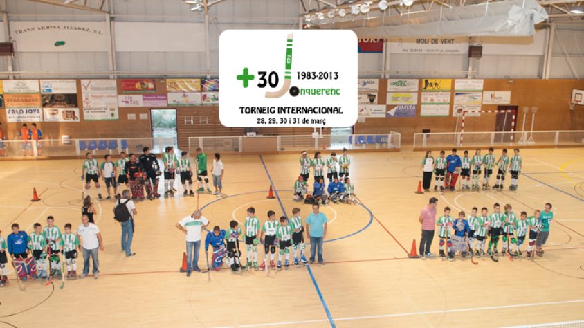 Fotografia de grup de tots els equips del CP Jonquerenc