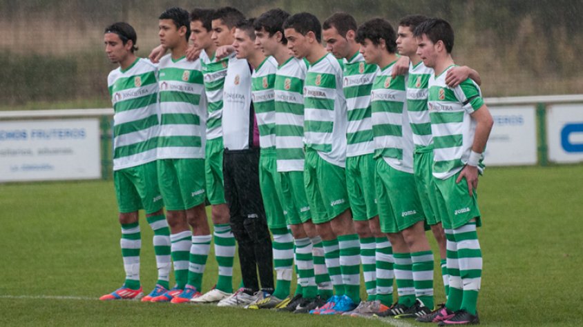 Equip juvenil del Futbol Base UE la Jonquera