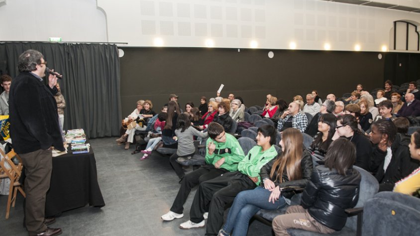 La tarda del diumenge 24 de març va ser el moment de la subahsta de llibres a Agullana