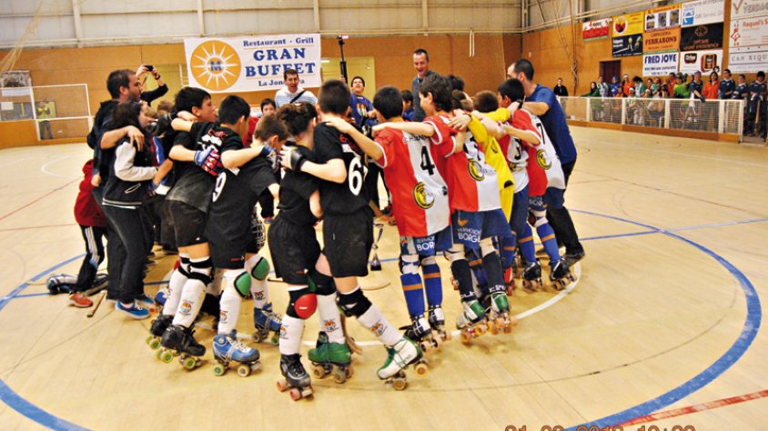 Títol: Final i celebració del Torneig Internacional d'Hoquei Patins celebrat a la Jonquera el març de 2013