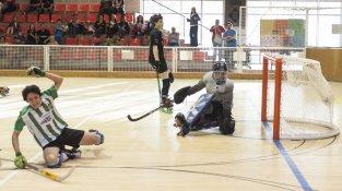 Partit d'hoquei patins infantils entre el CP Jonquerenc i Blanes HC