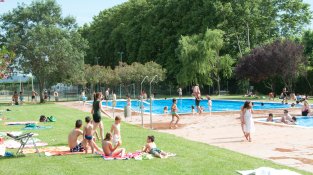 Imatge d'arxiu de la piscina municipal.