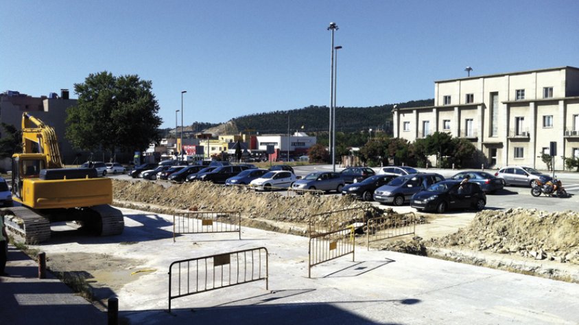 Obres a l'aparcament de la duana, antiga campa d'exportació