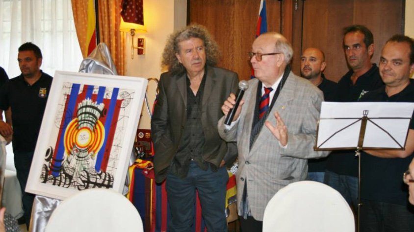 La penya Amics del Barça de la Jonquera va celebrar diumenge la festa del 35è aniversari