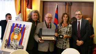 La penya Amics del Barça de la Jonquera va celebrar diumenge la festa del 35è aniversari