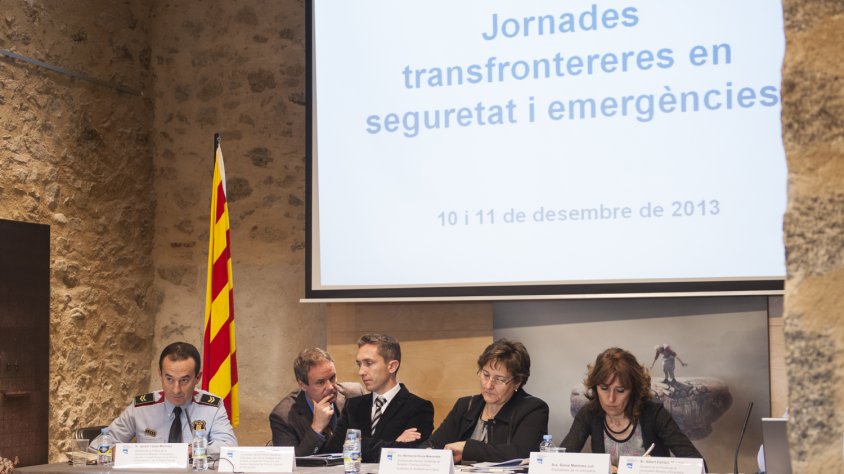 Les Jornades s'estan celebrant als baixos de Can Laporta. Un imatge d'avui mateix al matí.