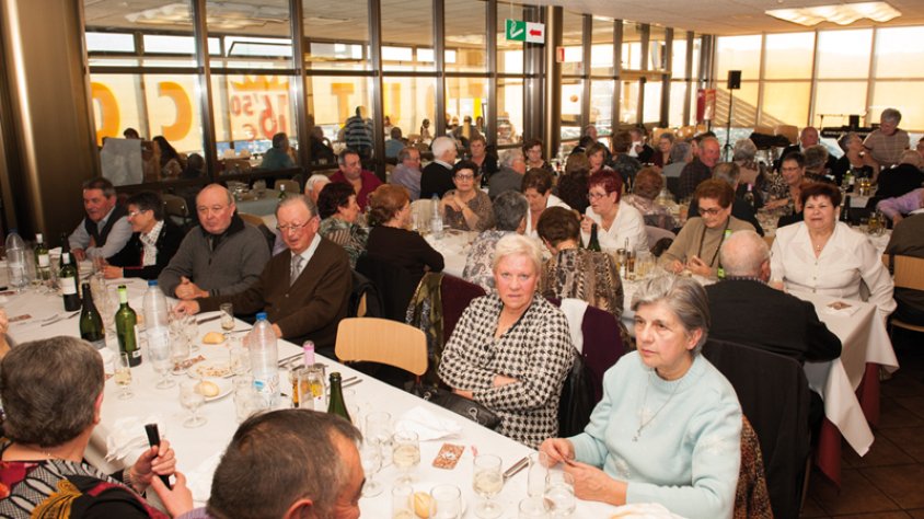 Dinar de Nadal del CasaI de l’Avi de la Jonquera al Mirador el dissabte 7 de desembre