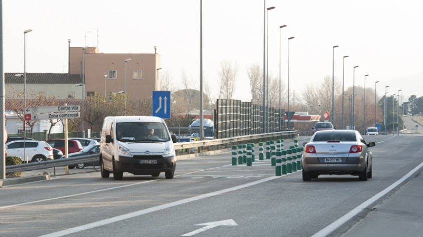 Cruïlla entre la N-II i el carrer Mateu Pla de la Jonquera, amb nova senyalització des de mitjans desembre