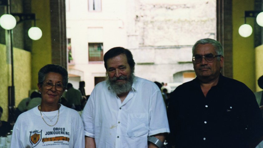 • Maria Teresa Genís, Lluis Mandado i Joan Budó a la celebració dels actes del 50è Aniversari de l’Orfeó Jonquerenc l’any 1998, com a únics inegrants de l’entitat des de l’inici