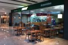 La cadena d'entrepans Subway ja ha obert el seu local a la Jonquera