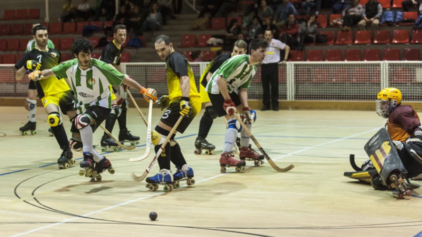 Una imatge del partit sènior mascuí, que va acabar en  empat a tres contra el Breda