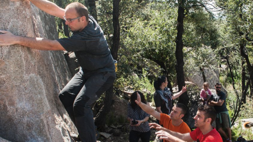 El CEJ van organitzar una trobada d’escalada en bloc el mes d’abril