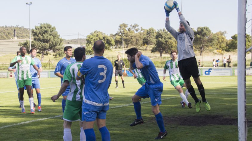 Una imatge del partit contra el Lloret