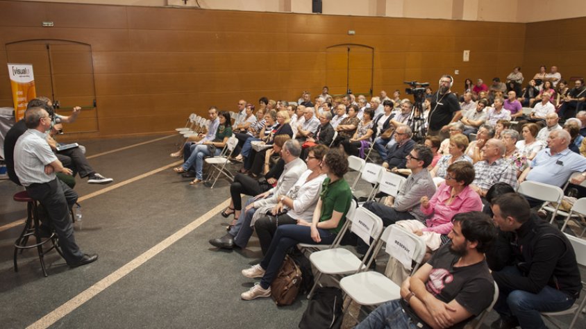 El públic va omplir la Sala de la Societat