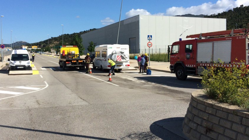 La mala senyalització provoca accidents a l'avinguda Països Catalans