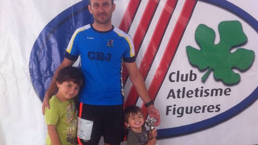 Sergi Crespo, corredor del CEJ, primer classificat a la cursa de Sant Cebrià