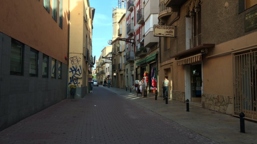 Fira d'art pels carres de la Jonquera el proper diumenge 26 d'octubre