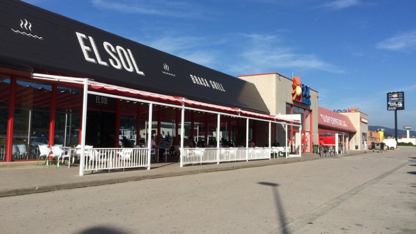 Els fets es van produir en el centre comercial Sol Jonquera