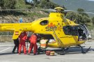 Evacuen en helicòpter un ciclista accidentat a la Jonquera
